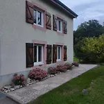 De La Rouge Roye Nompatelize