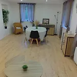 De La Rouge Roye * Nompatelize