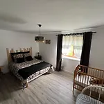 De La Rouge Roye Tatil Evi *