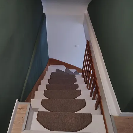 De La Rouge Roye * Nompatelize