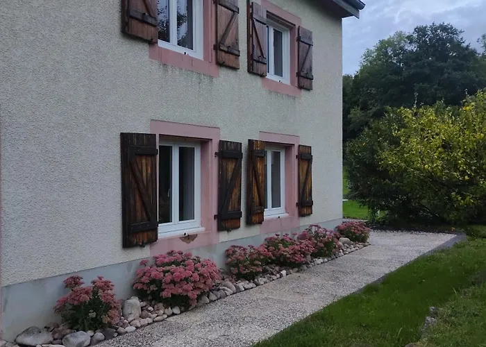 De La Rouge Roye Nompatelize