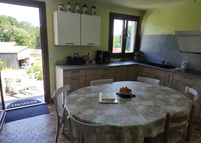 別荘 De La Rouge Roye