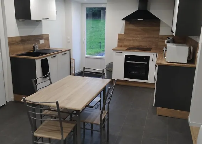 De La Rouge Roye 펜션 Nompatelize