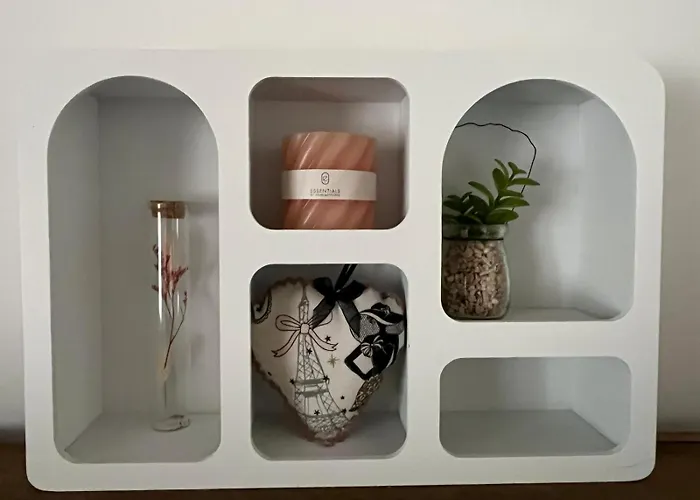 De La Rouge Roye * Nompatelize