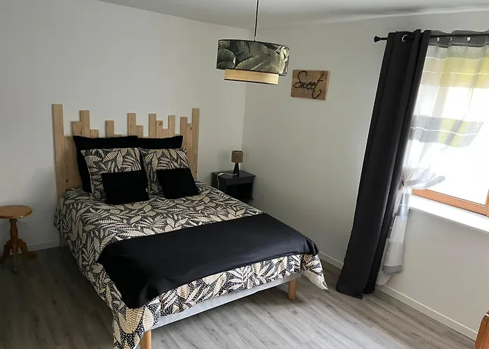 De La Rouge Roye * Nompatelize